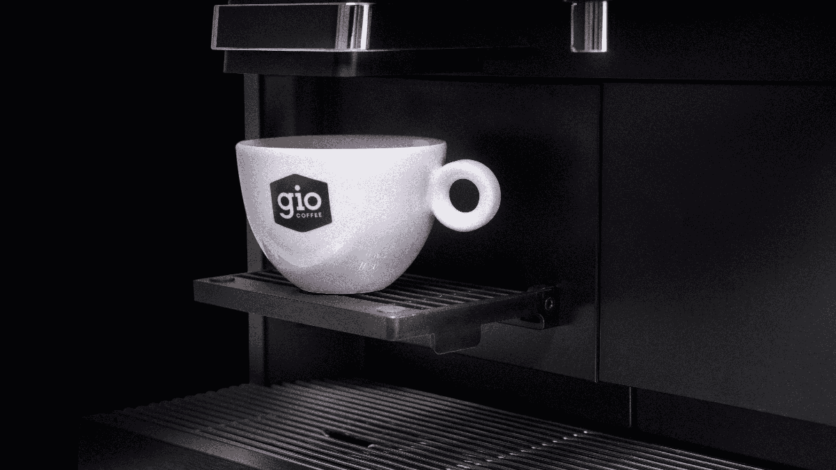Gio Coffee Alba koffiemachine en koffiekop