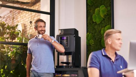 Gio Coffee - koffiemachine met wateraansluiting of waterreservoir