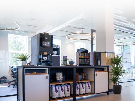 Zakelijke koffiemachine leasen voor op het werk