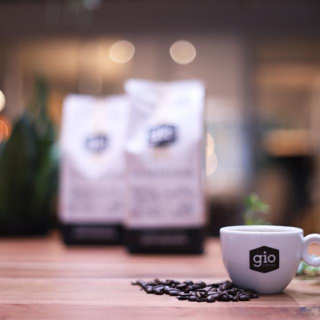 Sfeerbeeld-Gio-Coffee-The-Barista-Choice-Koffiebonen-Zakelijk.jpg