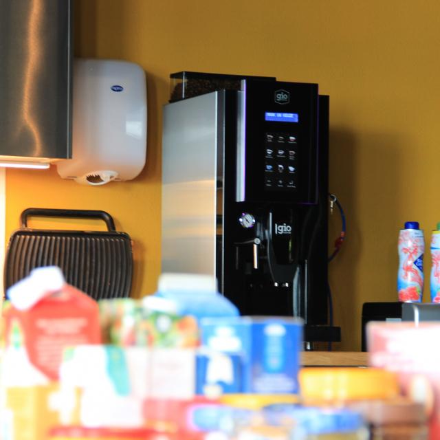 Gio Coffee Lucca koffiemachine bij Iyuno Netherlands BV