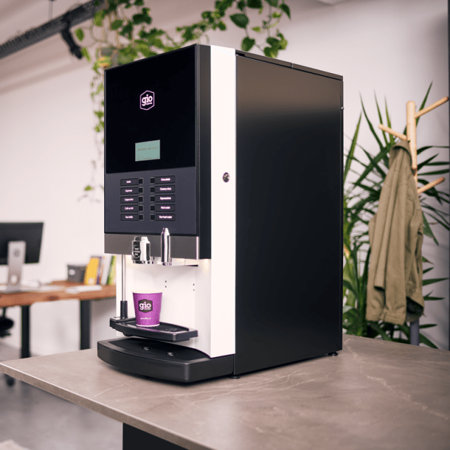 Instant koffiemachine van Gio Coffee voor op kantoor