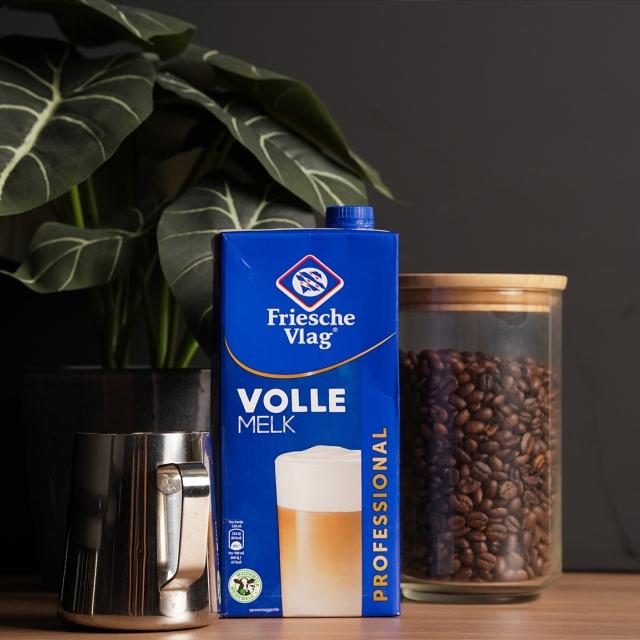Friesche Vlag opschuimmelk volle melk